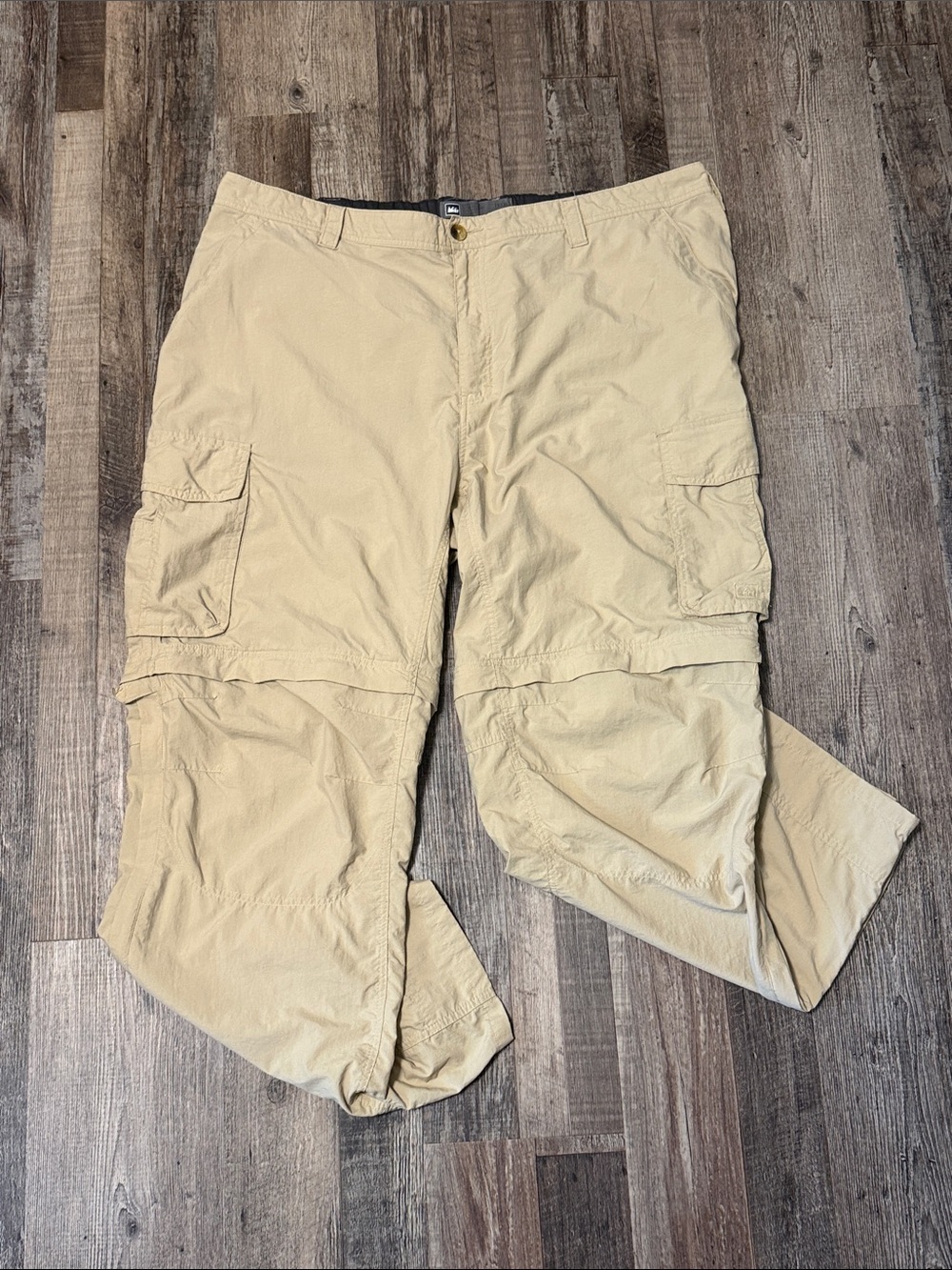 REI Men’s Co-op Sahara Convertible Cargo Hiking Pants Size XXXL 32 length